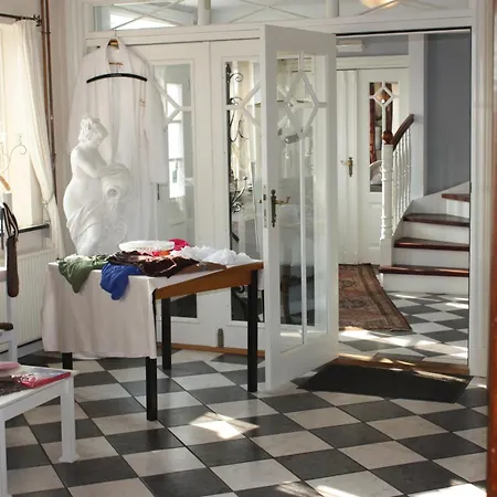 Hotel Graensekro 3*