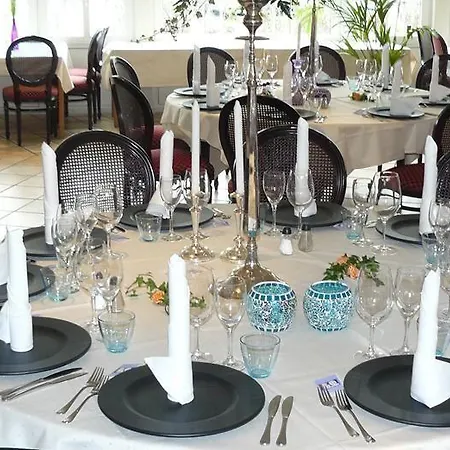 Hotel Graensekro